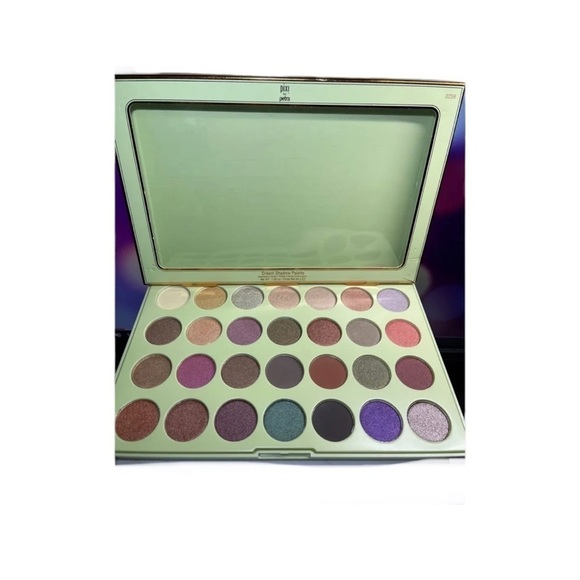 PIXI by petra (NWT) Dream Eye Shadow Pallet - Picture 3 of 12